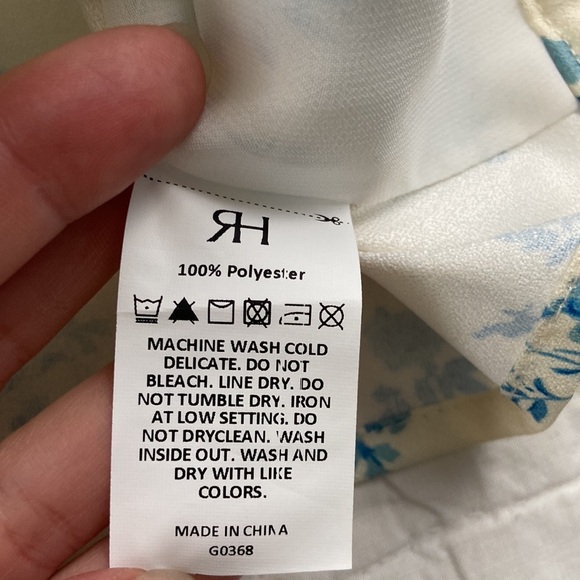 NWT Rihoas The Lace Spliced Pleated Floral Shirt size Small - Picture 7 of 11